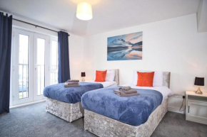 St Kats Mews 4 bed with parking